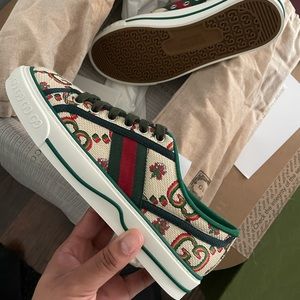 Gucci 1977 tennis sneakers